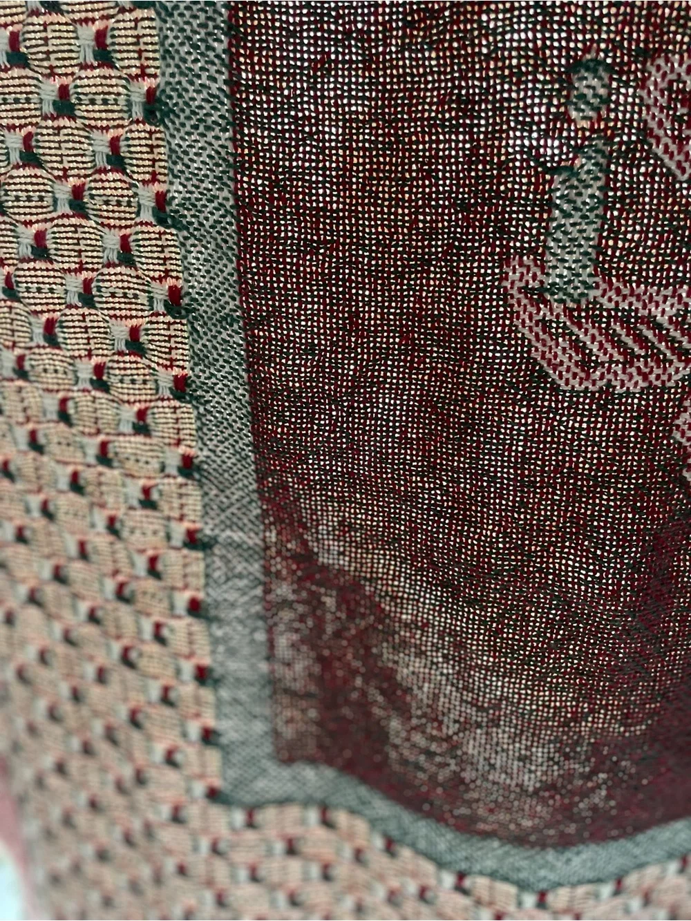 Holiday Tree Woven Throw Blanket - Green and Red